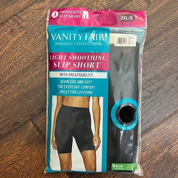 Vanity Fair Ladies Light Smoothing Panty Slip Short Size 2XL/9 Black 1-Pack - Picture 1 of 14